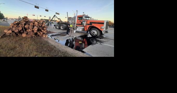 Log truck rollover slows morning rush hour traffic in east Jasper - Vimarsana News
