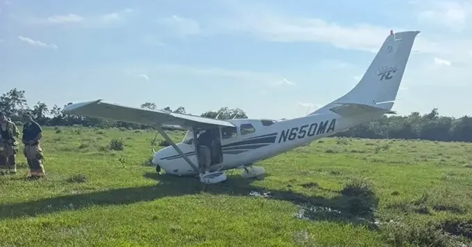 Aircraft comes up short of the field at Jack Brooks Regional