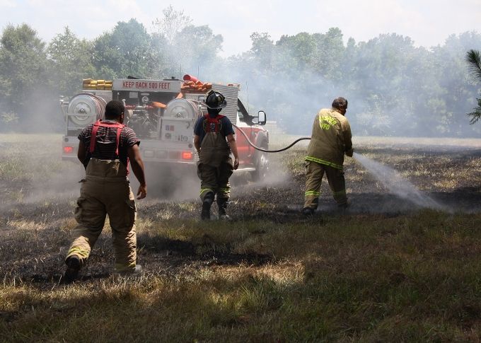 Homeowner beats out fire that grew out of control | Local News | kjas.com