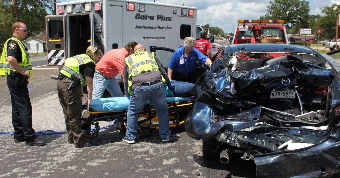 One person injured in two vehicle auto accident | Local News | kjas.com