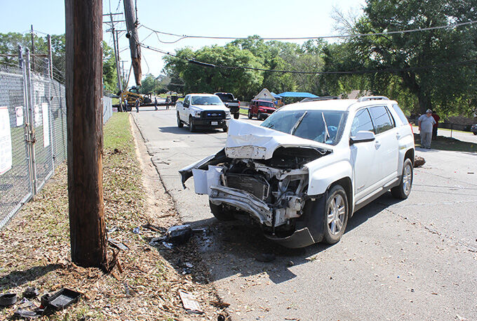 Vehicle leaves road and breaks electric pole knocking out power | Local ...