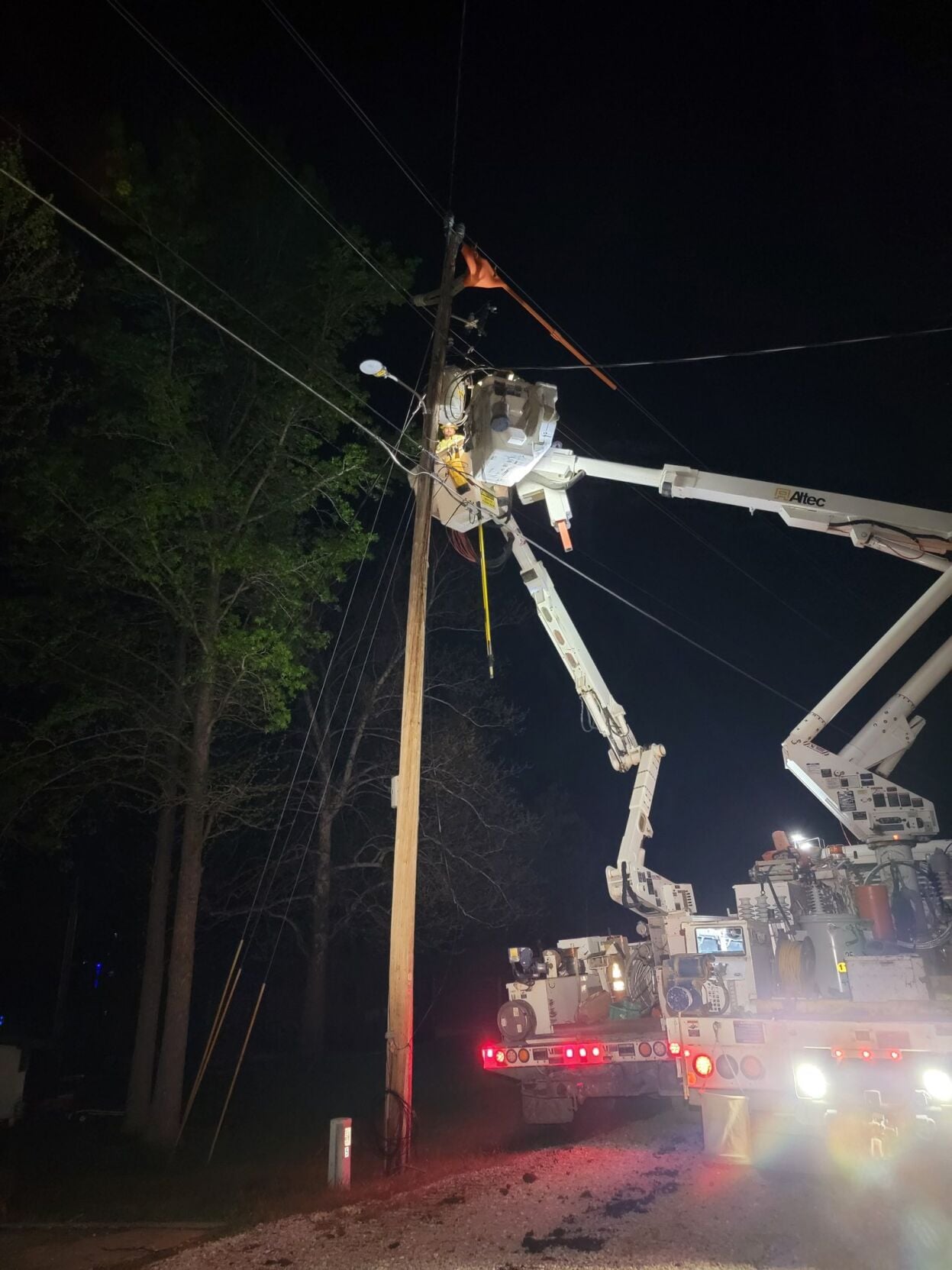 Power restored to more than 6,000 customers affected by Friday night's ...
