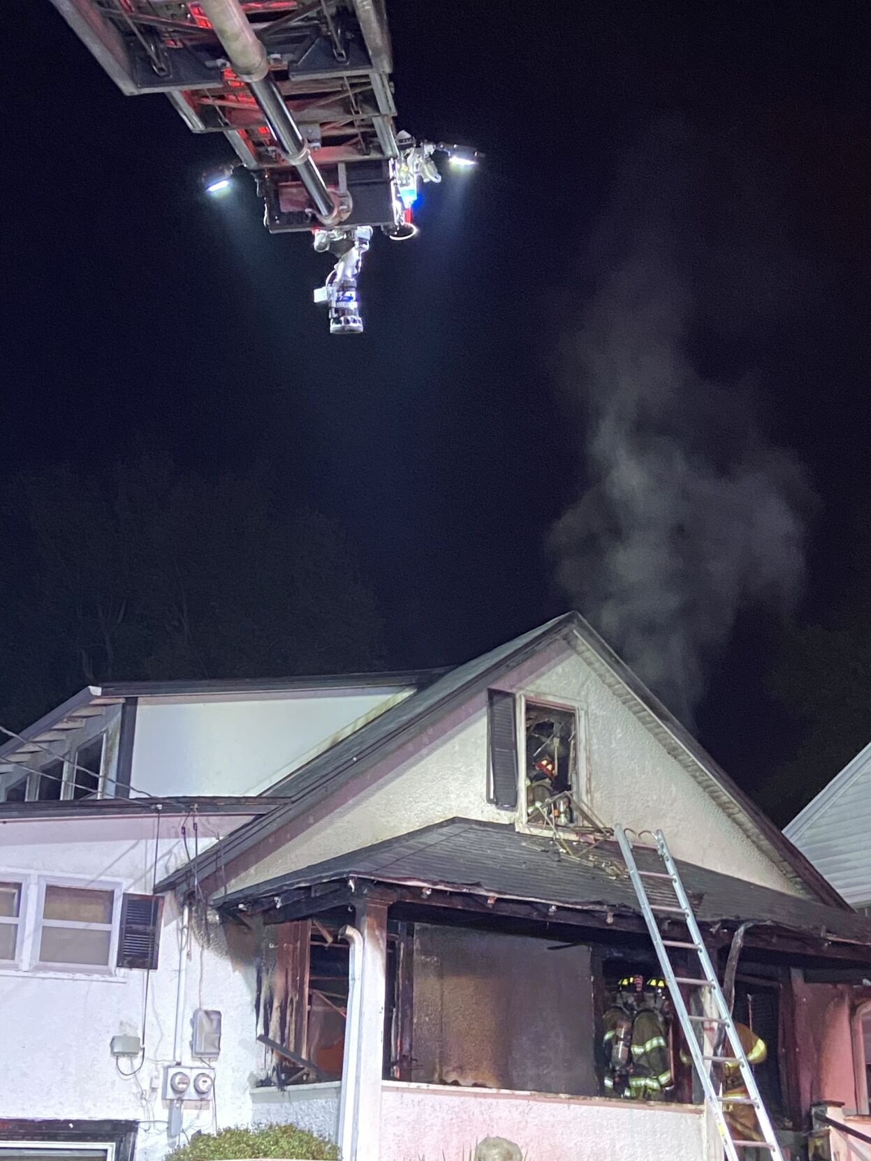 Early morning fire in Jefferson City displaces two | Newsroom ...