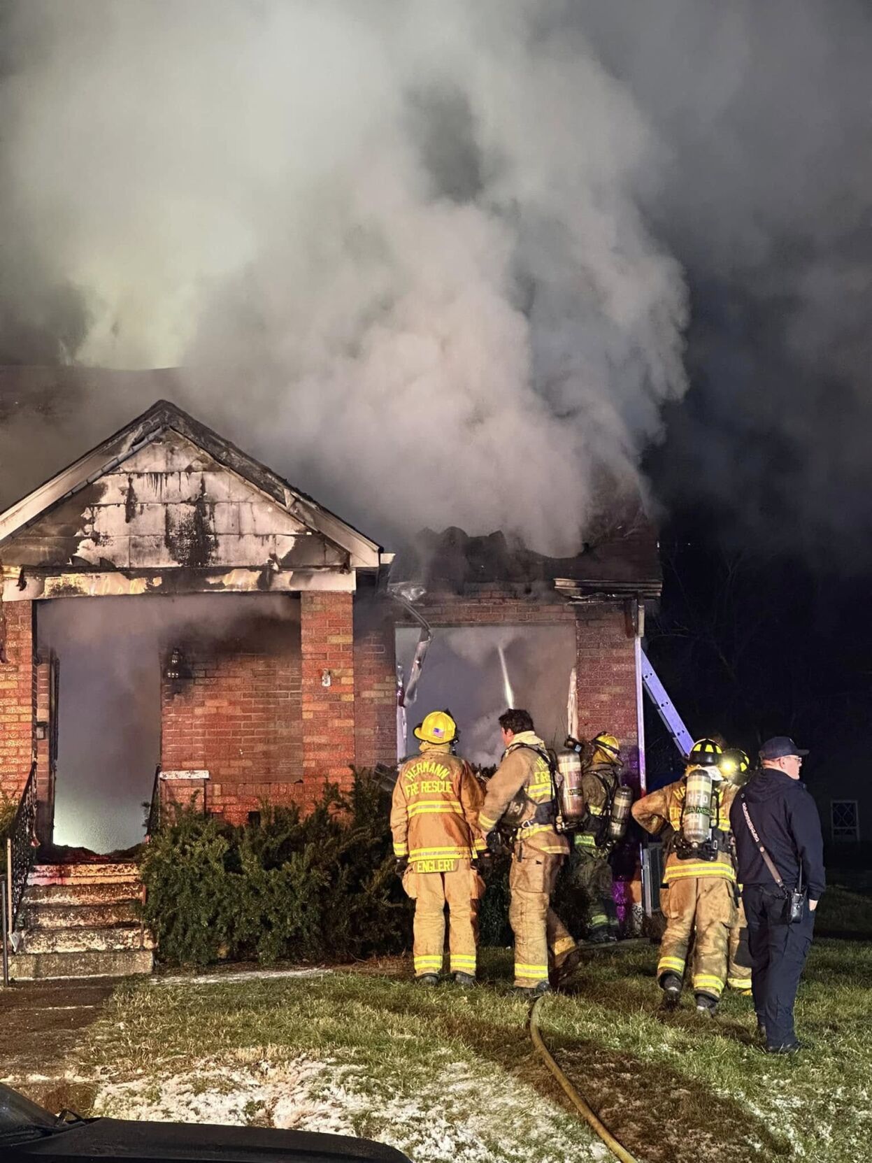Herman Ranch Fire Early morning fire destroys Hermann home | Newsroom | kjluradio.com