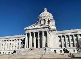 Progress on redistrcting map stalls in Missouri Senate