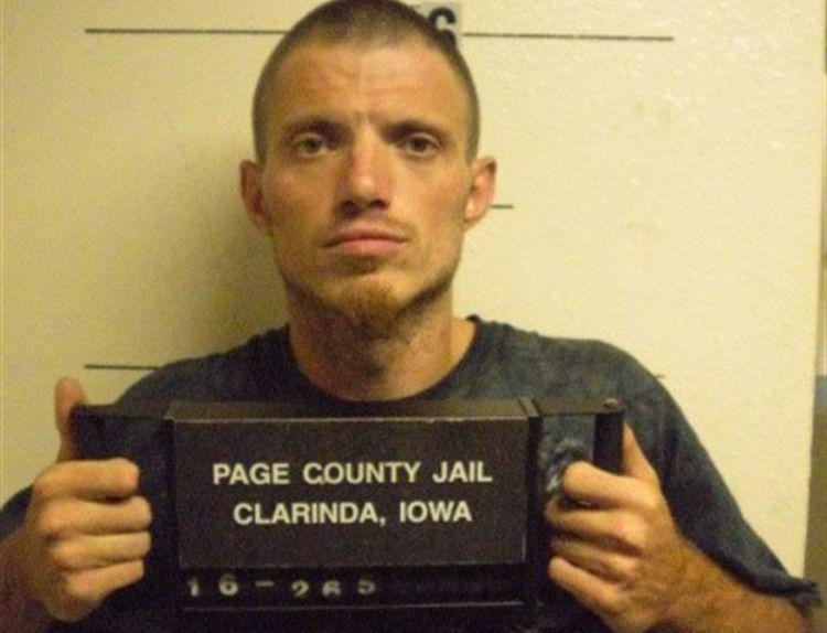 Shenandoah man jailed on assault warrant News