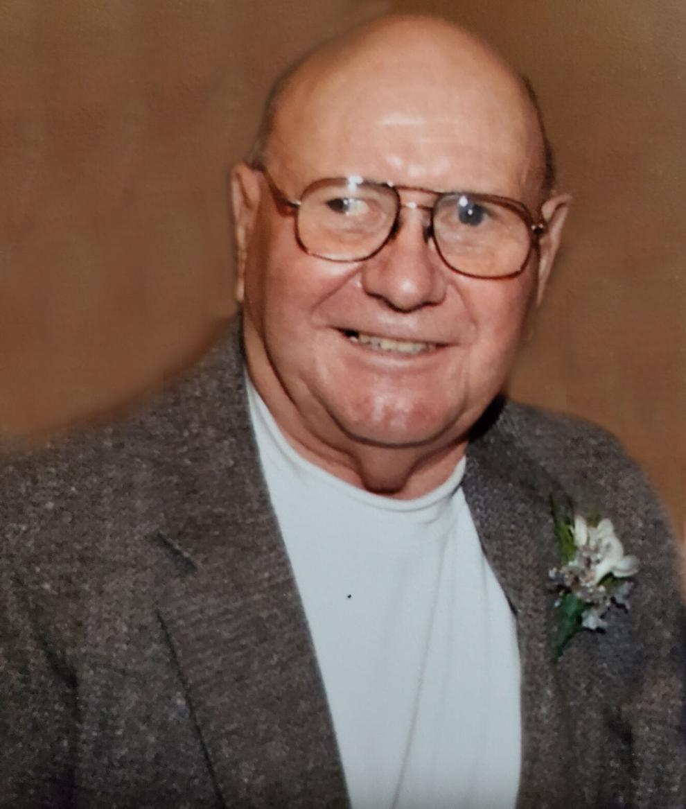 Russell "Cotton" Henning, 92, Sidney, IA Funerals