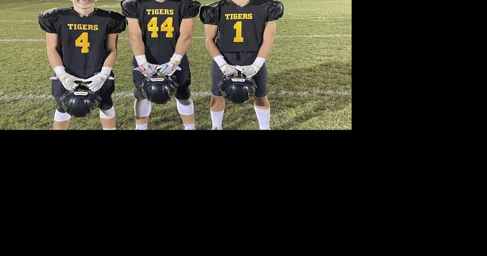 Lenox football peaking as matchup with Audubon awaits on KMA Video