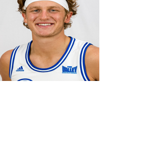 Drake's DeVries wins Larry Bird Trophy | Sports | kmaland.com