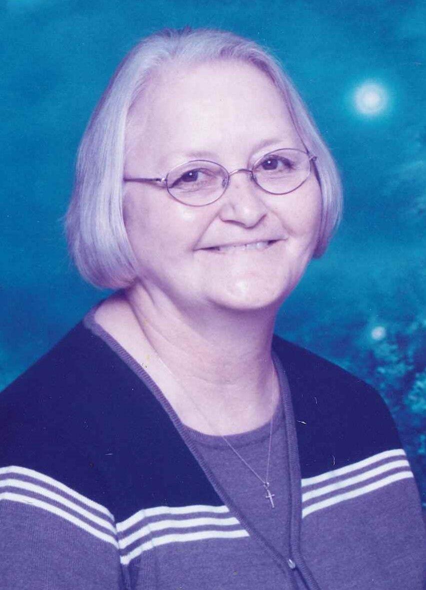 Esther Helen Eickholt, age 83, Carson, IA Funerals