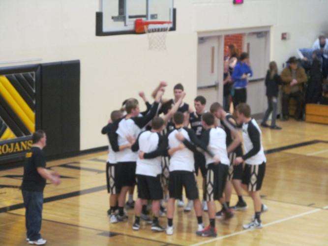 Glenwood vs. DenisonSchleswig substate basketball Gallery