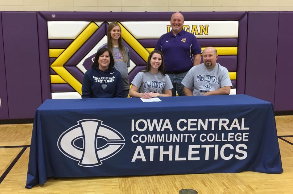 Lo Ma S Peschel Inks With Iowa Central Softball Sports Kmaland Com