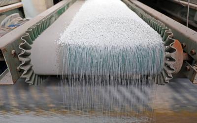 fertilizer on conveyer belt