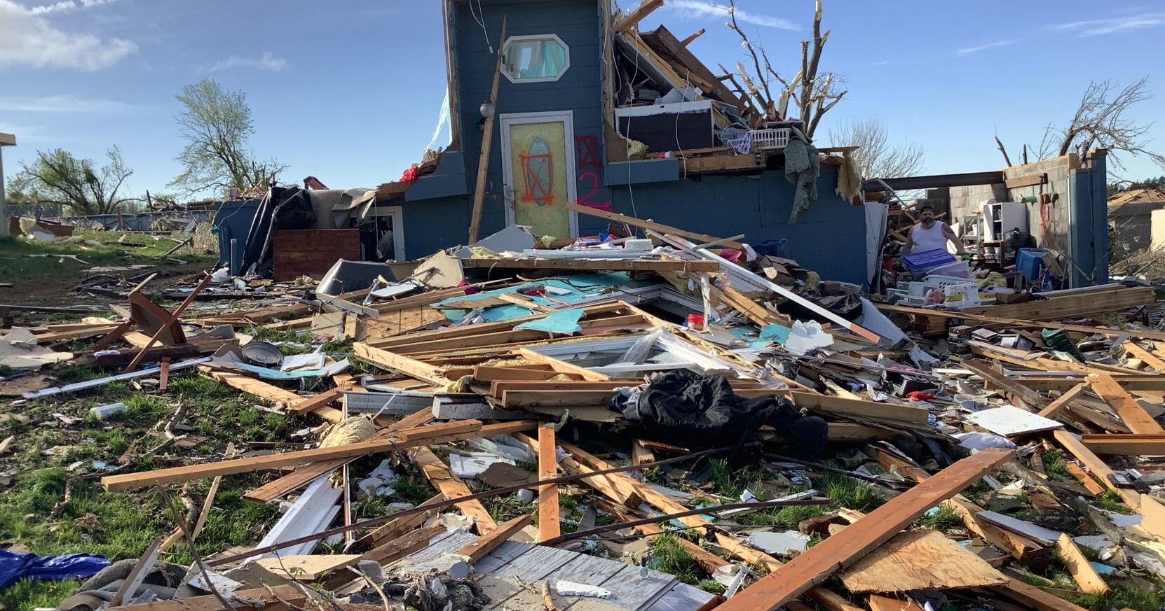 Nebraska agencies provide post-tornado security - Vimarsana News