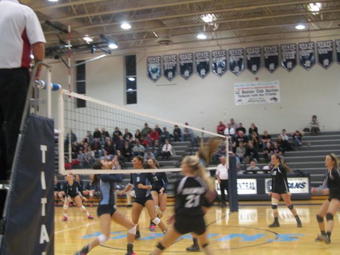 Creston Lewis Central Volleyball Gallery