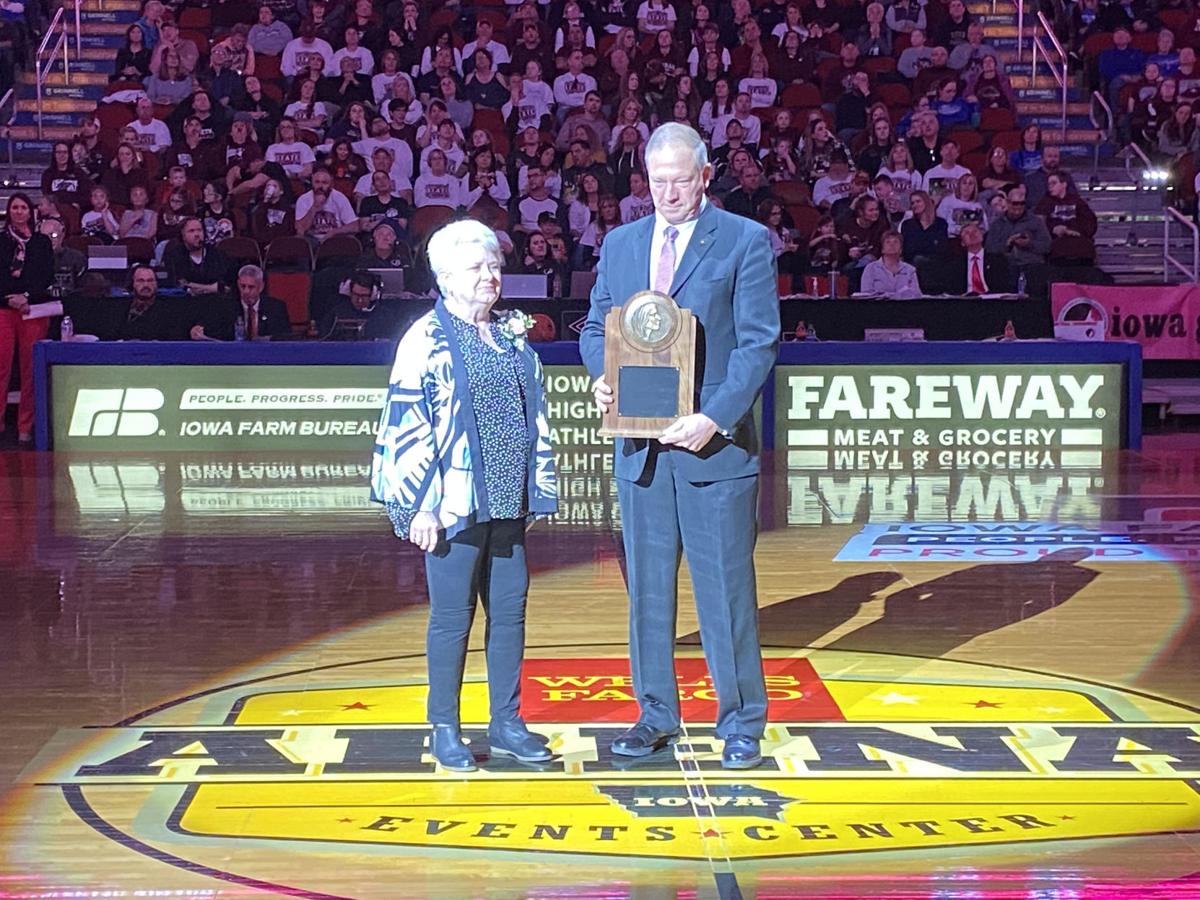 Bedford Alum Shafar Inducted Into Ighsau Hall Of Fame Sports