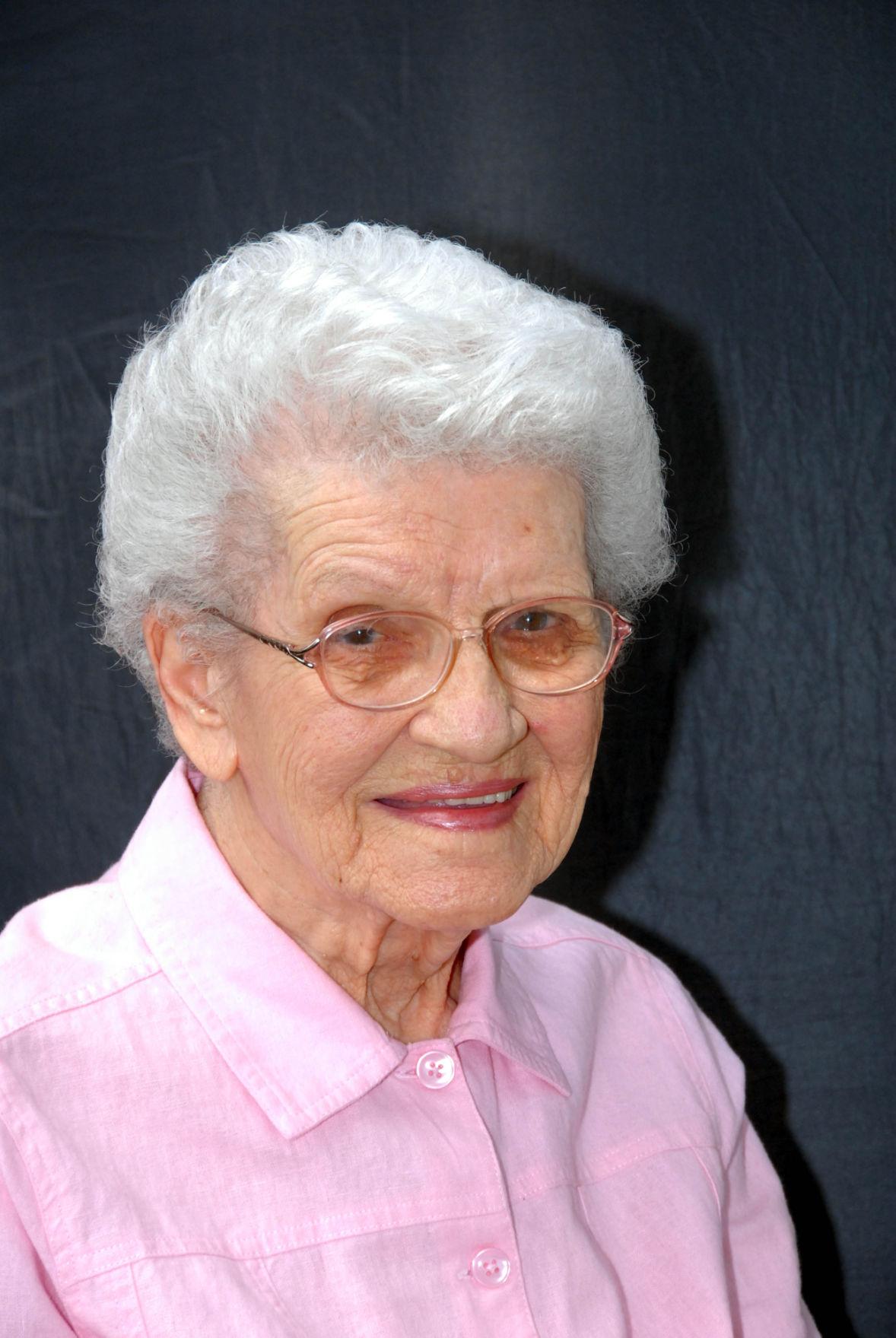 Dorothy G. Thomas, 97, Underwood, Iowa Funerals