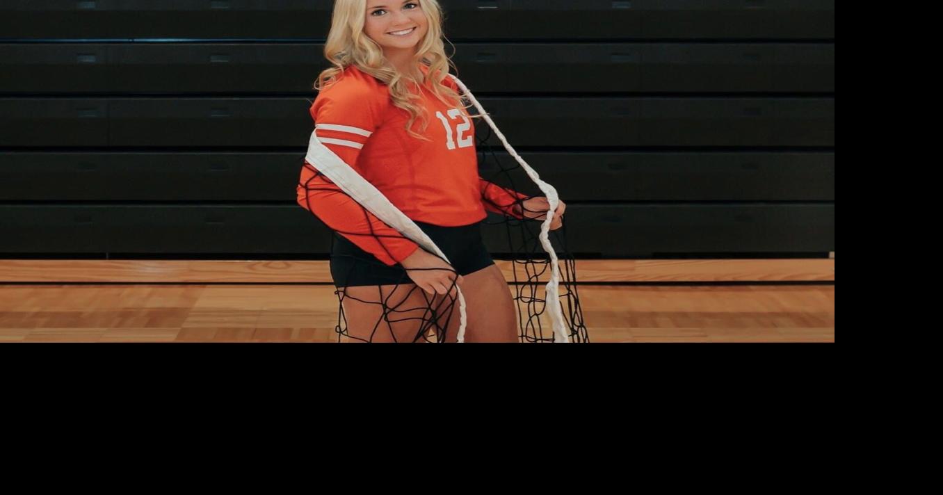 Coon RapidsBayard's Davis finds right fit, will continue volleyball