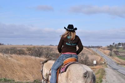 Pony Express Riders Heading To Camp Sunnyside News Kmaland Com