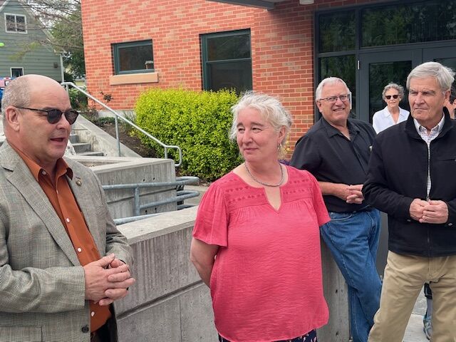Shen library celebrates sunshade project's completion | News