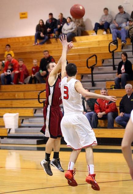 Clarinda Pulls Away Late For First Round Win Sports Kmaland Com