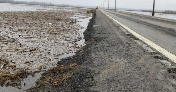 Highway 65 now open but damaged by flood waters | Local News | kmzu.com