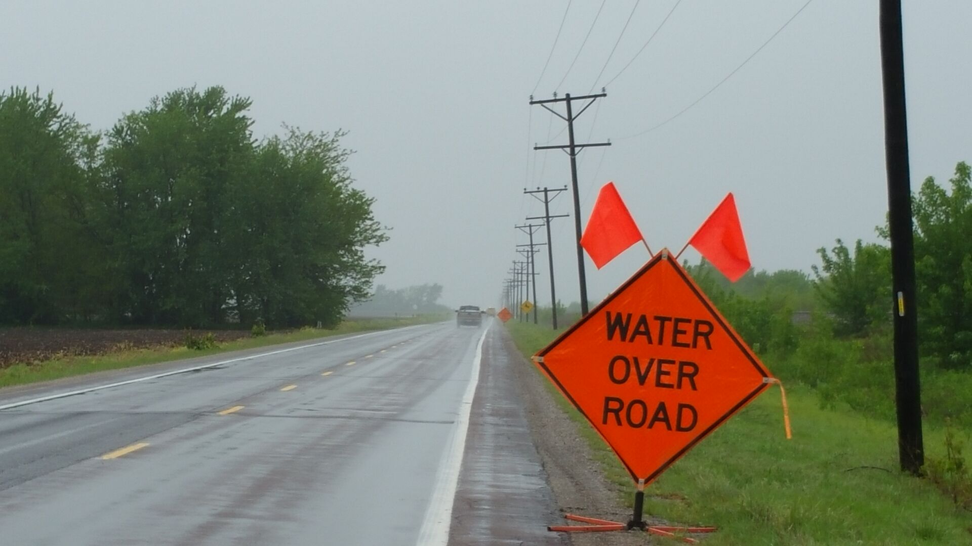 Area road closures due to flood waters | Local News | kmzu.com