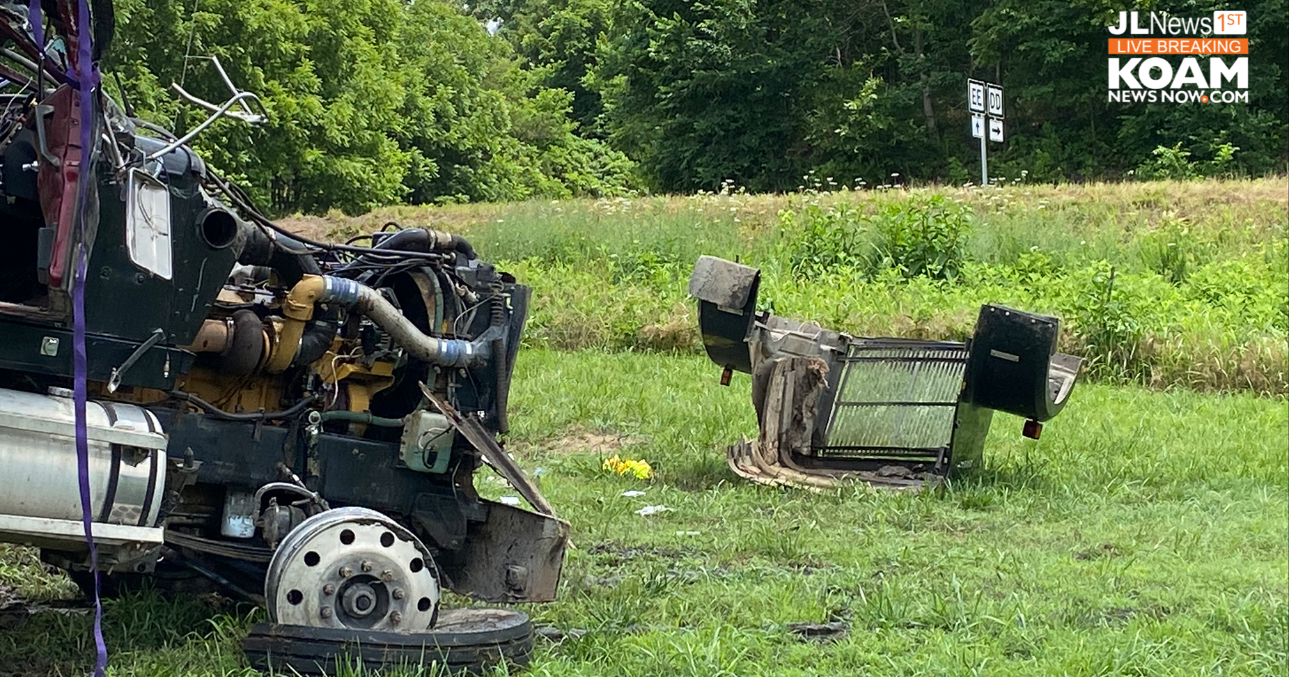 Sludge tanker truck overturns near Noel, driver does not survive - Vimarsana News