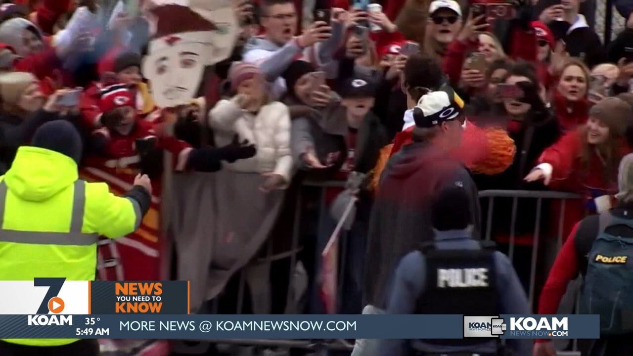 USA TODAY Sports on X: Watch the moment fans in Kansas City realized their  Chiefs were going to win #SuperBowl 57  / X