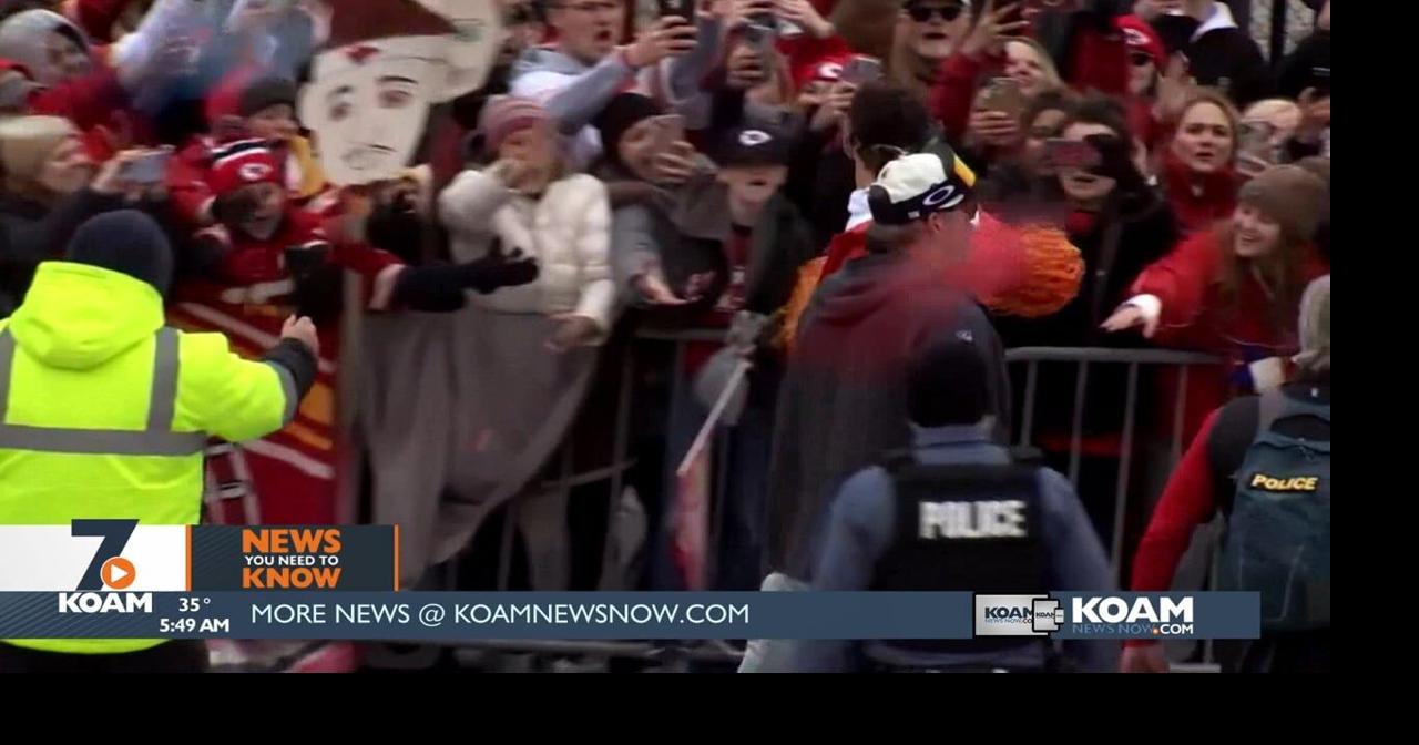 News To Know: Kansas City Chiefs celebrate Super Bowl 57 win, and the fans come out to join them