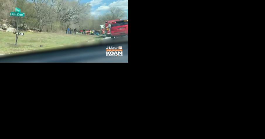 Serious crash closes River Road south of Joplin - Vimarsana News