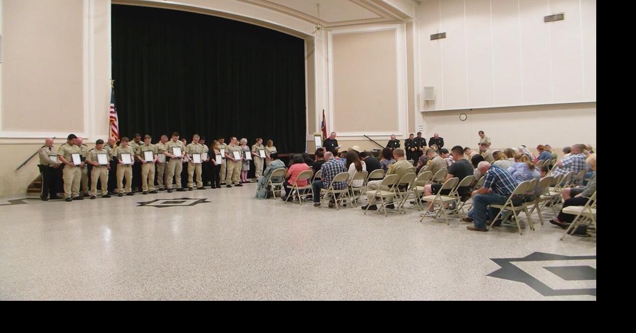 Jasper County Sheriffs Office recognizes new employees in ceremony ...