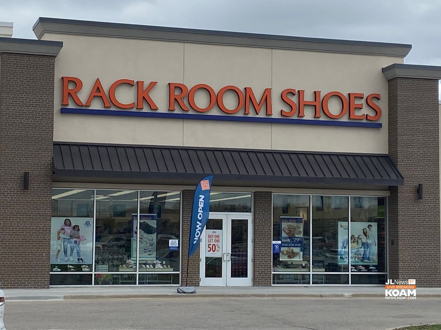 5 Below Pittsburg Ks Opening Date fiVE BEL°W Grand Opening Weekend in Pittsburg, Rack Room Shoes is open
