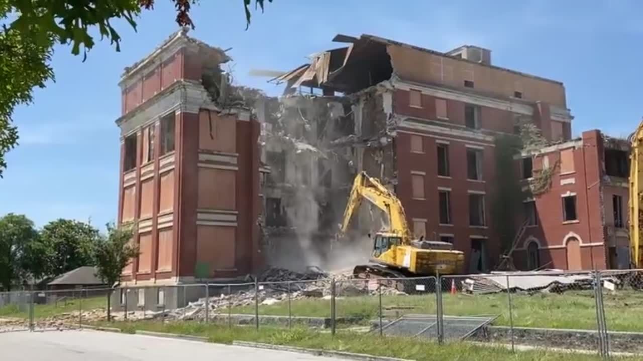 Joplin's old Freeman hospital turns 100 before demolition, image size:1280x720