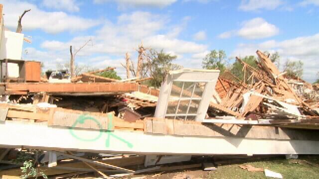 A year after tornado, Baxter Springs trying to move on, Local News