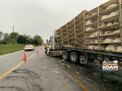 Tractor trailer loaded with 500 live turkeys crashes with farm tractor ...