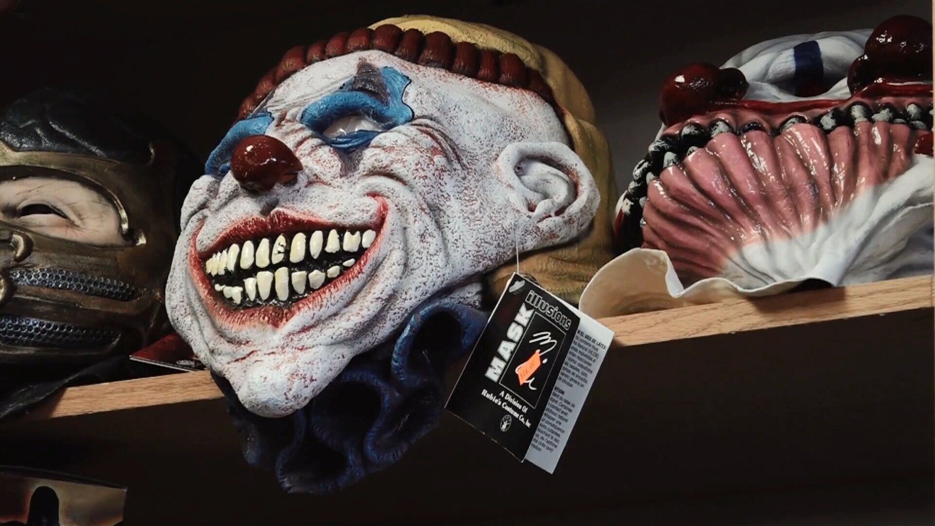 Clown craze causing concerns | News | koamnewsnow.com