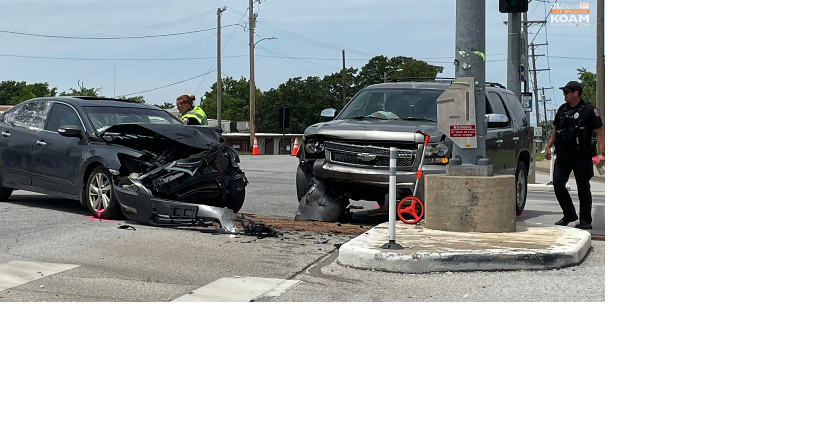 Two vehicle injury crash in East Town Neighborhood of Joplin