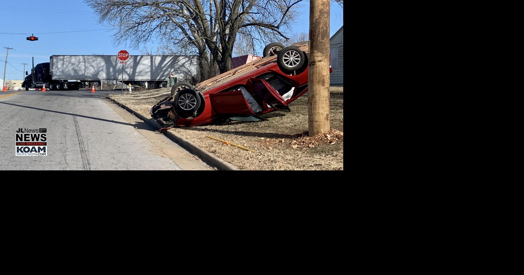 Car overturns in crash at Zora and Duquesne Local News