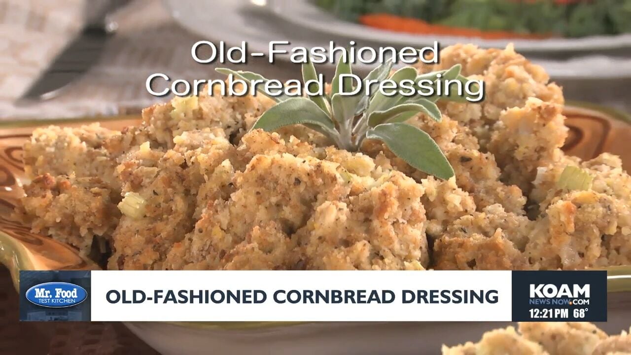 Old-Fashioned Cornbread Dressing
