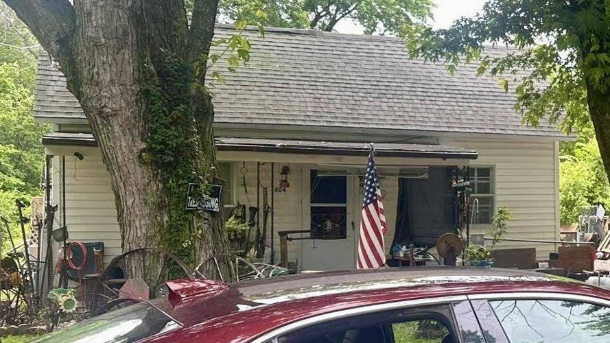 Pittsburg Police, KBI and Crawford County Deputies, drug bust at