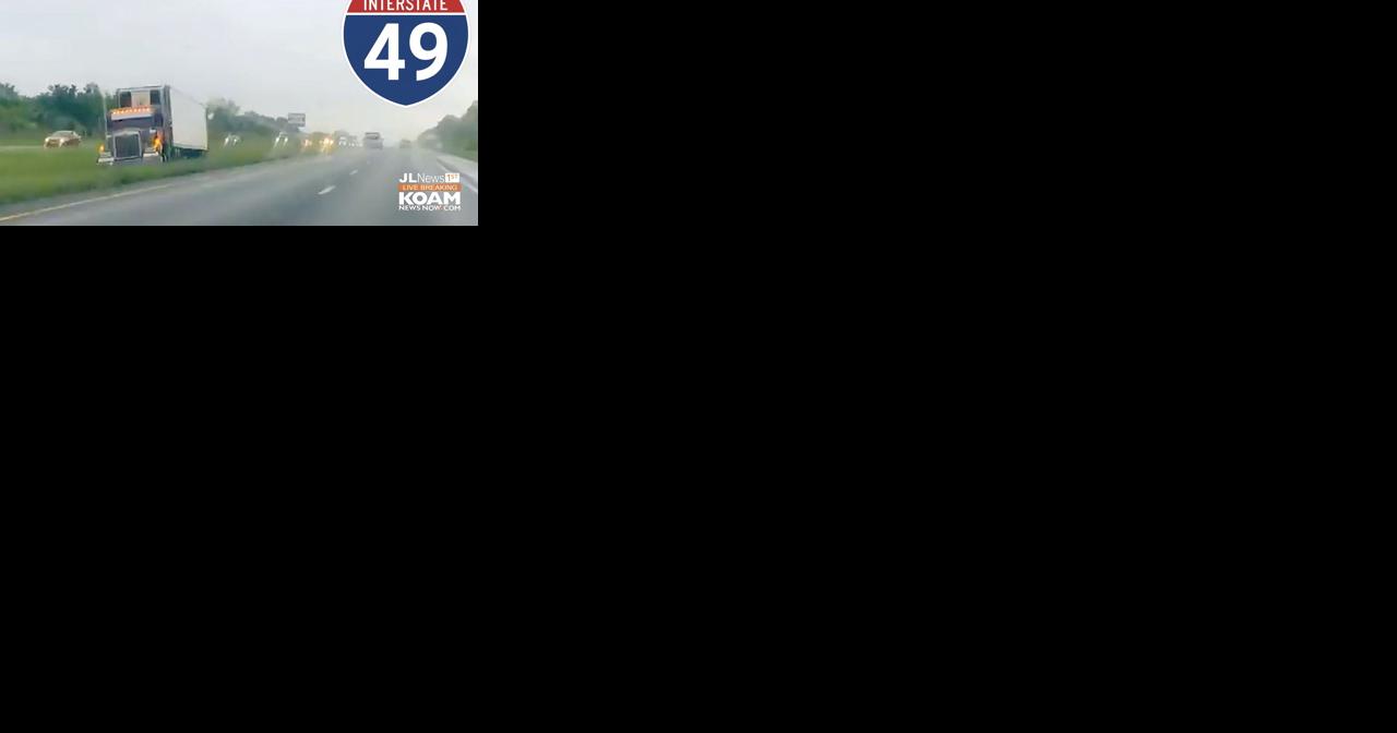 Series of I-49 crashes in quick deluge of rain near Neosho - Vimarsana News