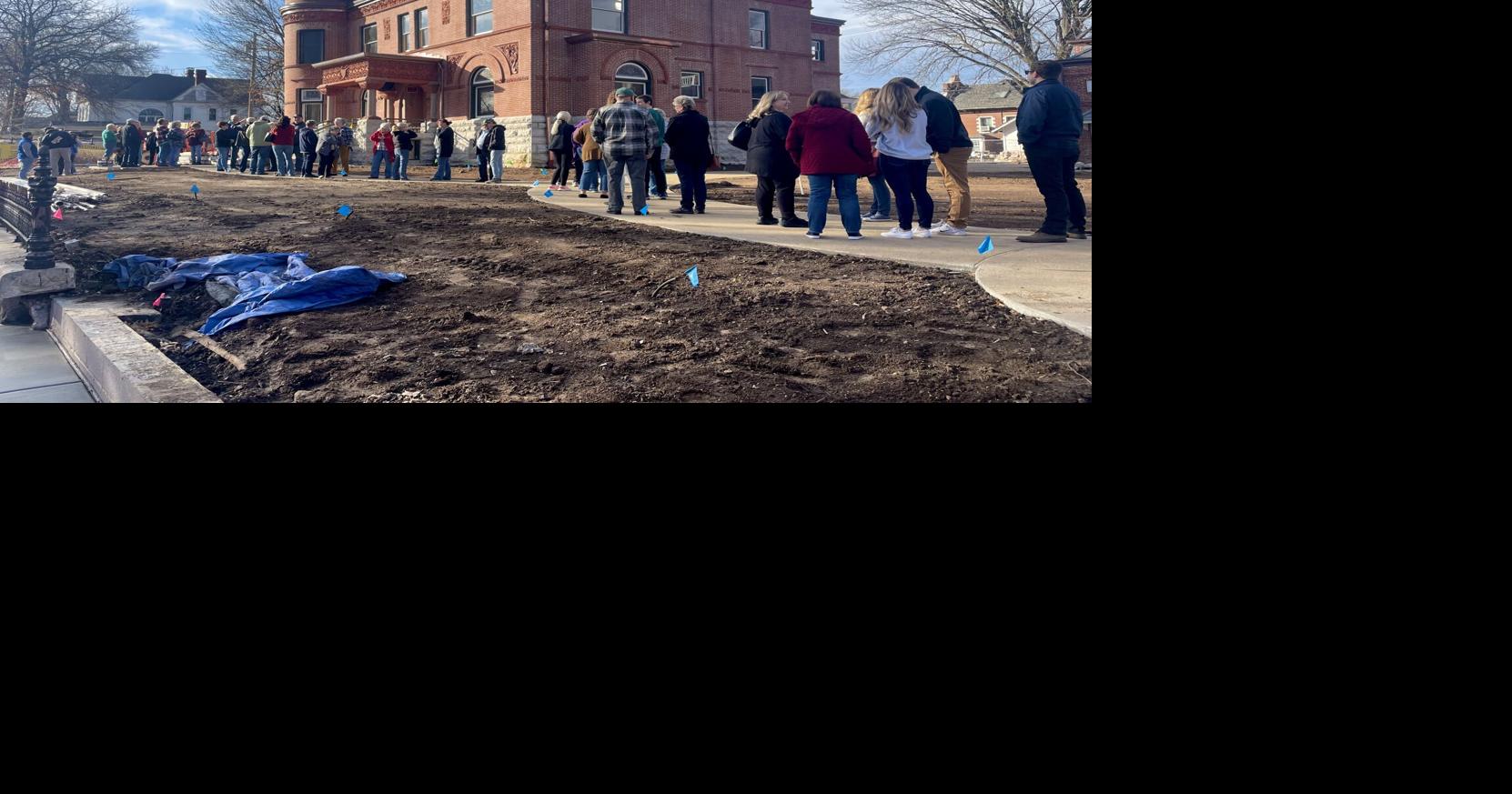 Residents get a tour in two historical Joplin homes News