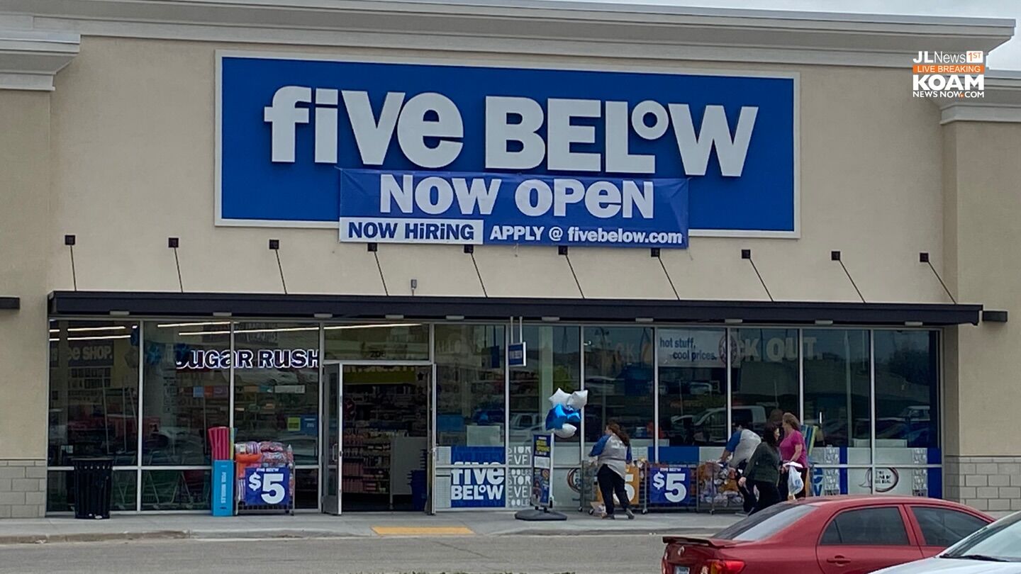 5 Below Pittsburg Ks Opening Date fiVE BEL°W Grand Opening Weekend in Pittsburg, Rack Room Shoes is open