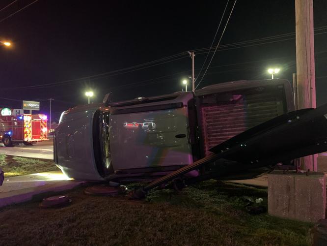 Crash on Rangeline leaves pickup on side in South Joplin | Joplin News ...