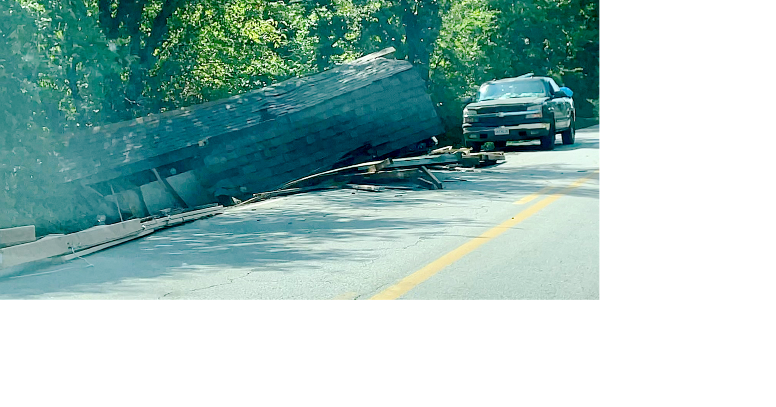 Shed falls off trailer on Zora, near Joplin