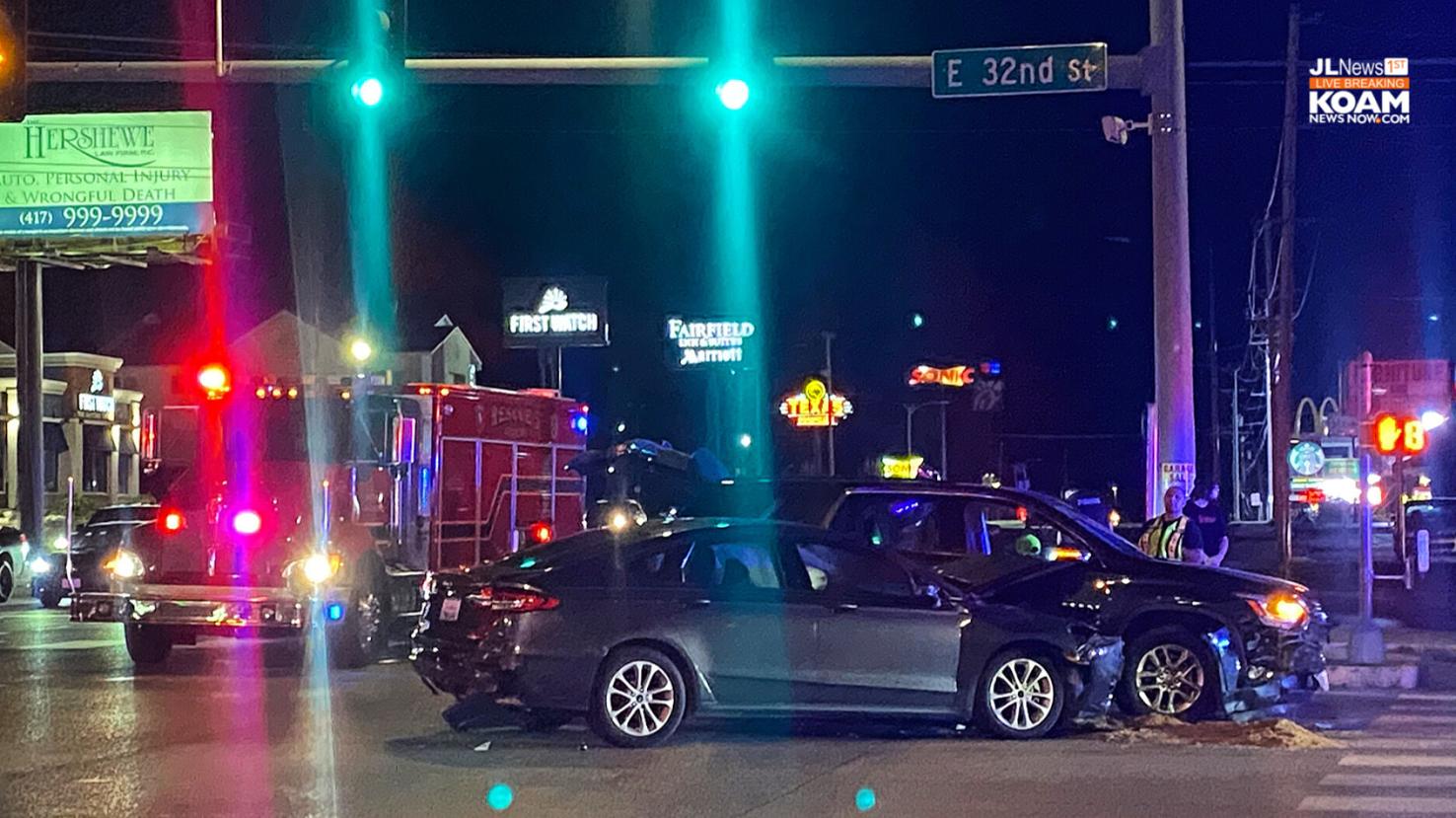 Crash at 32nd and Rangeline Road in Joplin | Joplin News First ...
