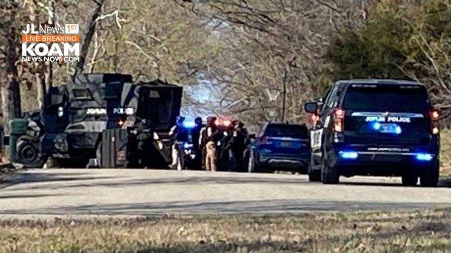 Joplin SWAT in Royal Heights Neighborhood; KC warrant for homicide