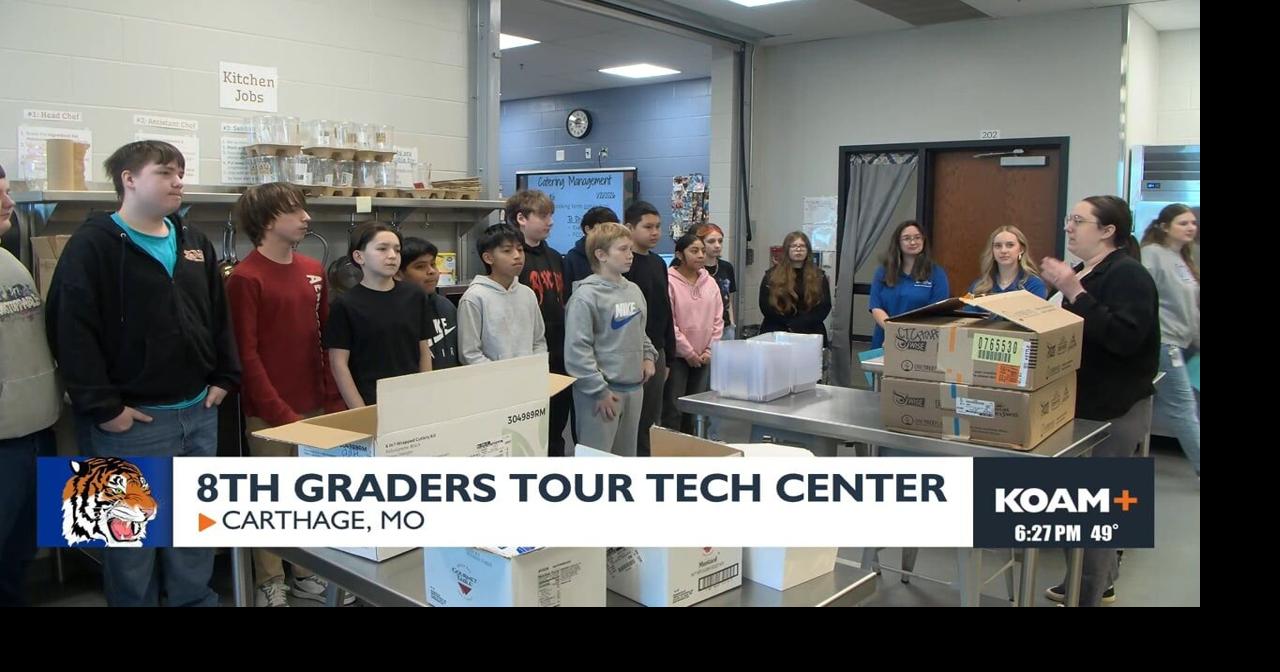 Carthage students take a tour of the Carthage Technical Center