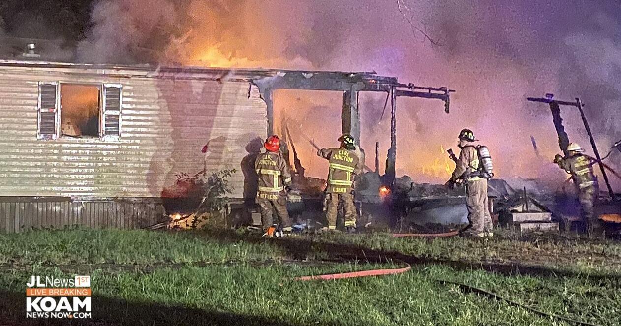 Carl Junction Fire arrive to residence, "fully involved" | Joplin News First - Vimarsana News